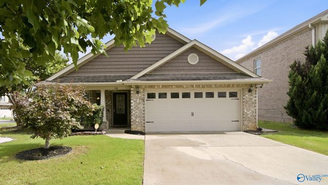 501 Maple Cove Ln NW, Madison, AL 35757
