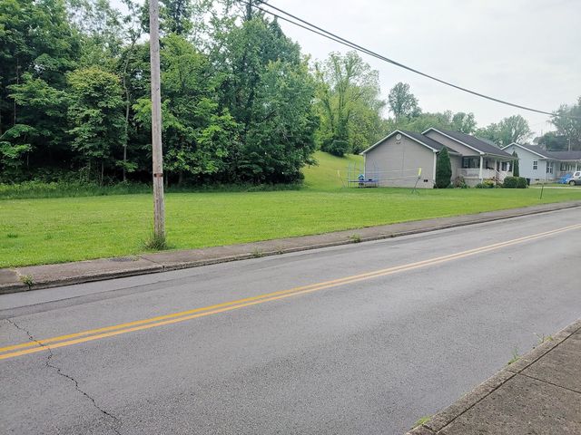 Pollard Rd, Ashland, KY 41101