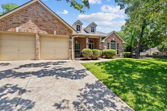 6315 Fannin Dr, Arlington, TX 76001