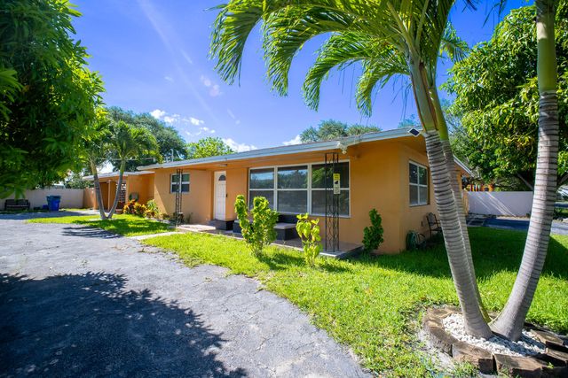 117 SE 22nd Avenue, Boynton Beach, FL 33435
