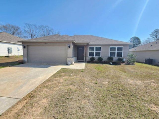 2404 Vivian Dr, Benton, AR 72015