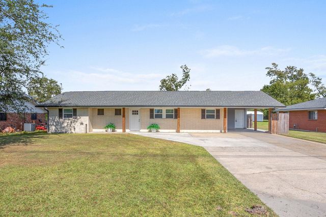 312 Ward Ln, Sulphur, LA 70663