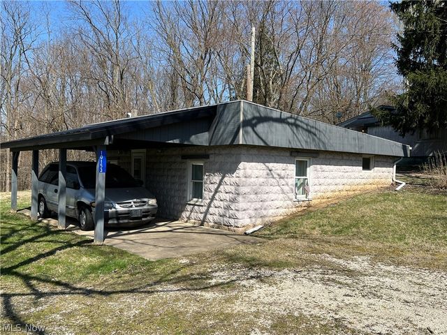 10153 Forty Corners Rd NW, Massillon, OH 44647