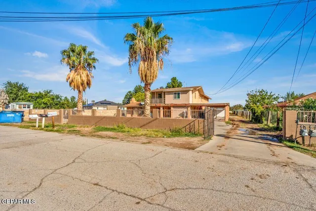 143 La Cienega Dr, Socorro, TX 79927