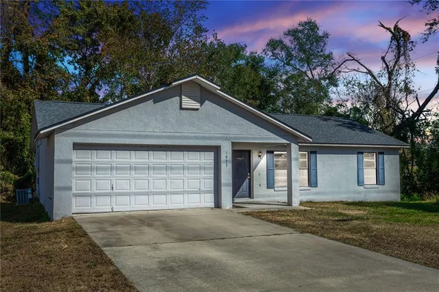 1073 Humphrey Blvd, Deltona, FL 32738