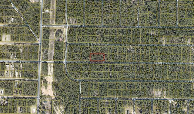 Dogwood Ave E, Defuniak Springs, FL 32433