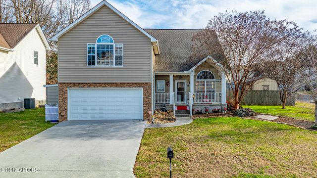 802 Station View Rd, Knoxville, TN 37919