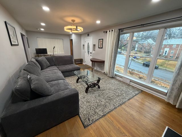 3018 Park Way #1, Hyattsville, MD 20785