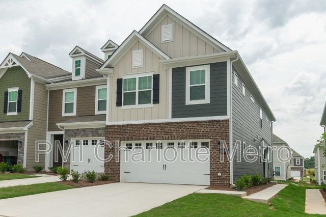 7139 Bentz St, Charlotte, NC 28269