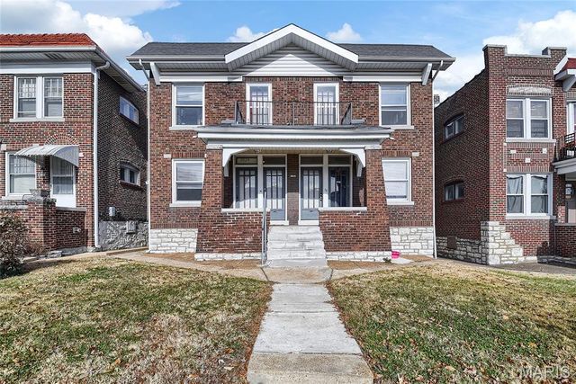 5027 Chippewa St, Saint Louis, MO 63109