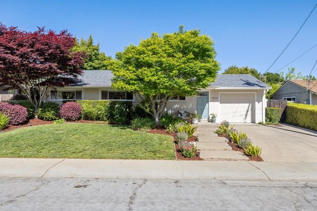 1074 Judson Dr, Mountain View, CA 94040