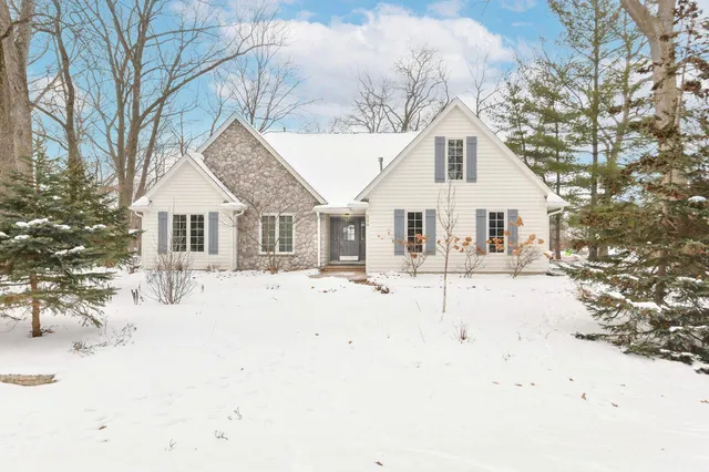 356 Forest DRIVE, Williams Bay, WI 53191