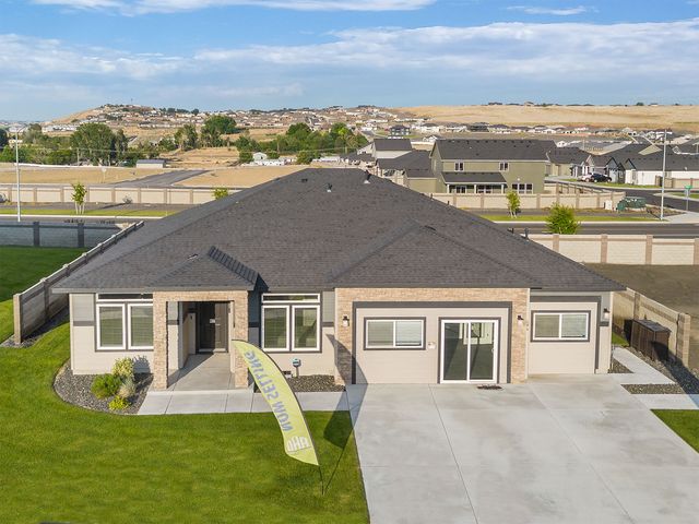 Sales Model Home Plan in The Heights at Red Mountain Ranch, West Richland, WA 99353