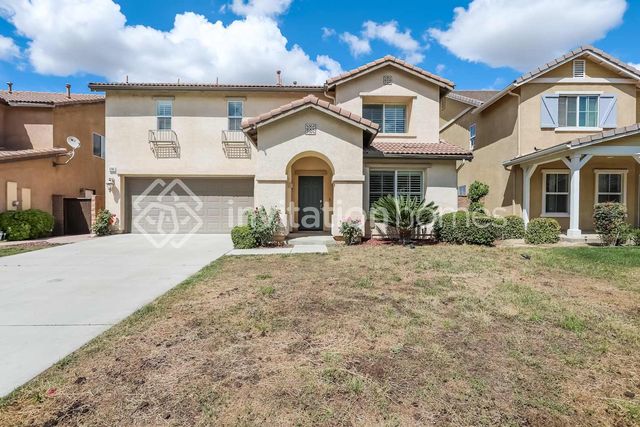 11042 Evergreen Loop, Corona, CA 92883
