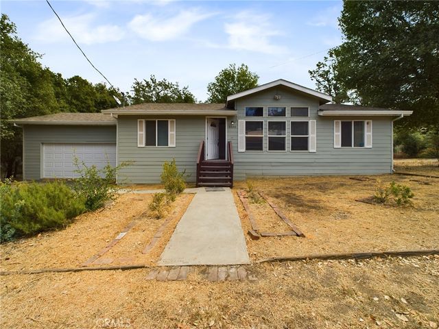 8030 Phillips Ave, Clearlake, CA 95422