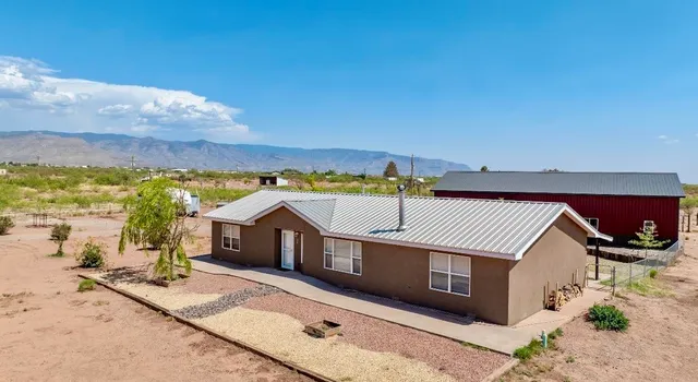 92 La Luz Gate Rd, Alamogordo, NM 88310