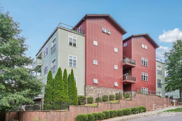 400 N  Skyloft Dr #101, Asheville, NC 28801