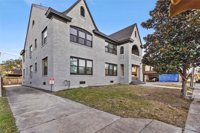 2824 Blodgett St #3, Houston, TX 77004
