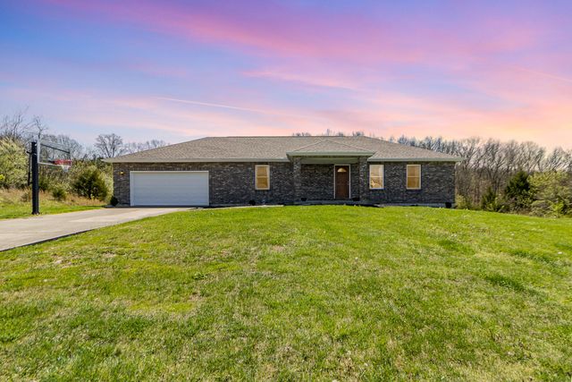 513 Links View Dr, Butler, KY 41006