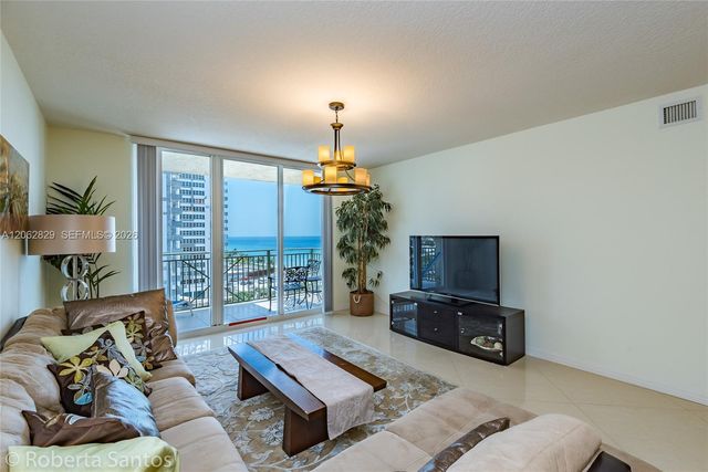 2080 S  Ocean Dr #804, Hallandale, FL 33009