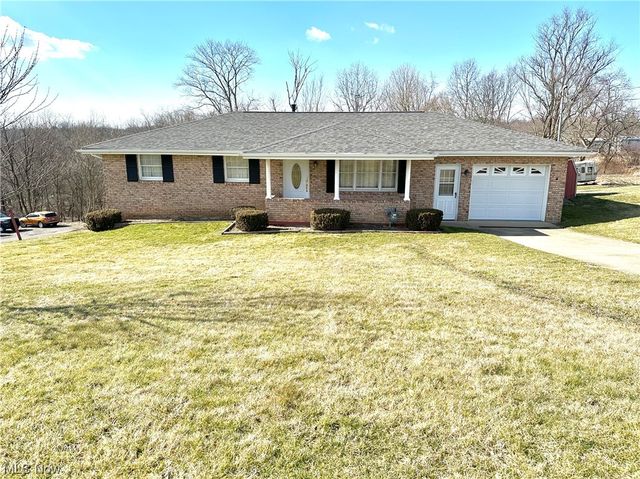 3033 Saint Johns Rd, Colliers, WV 26035