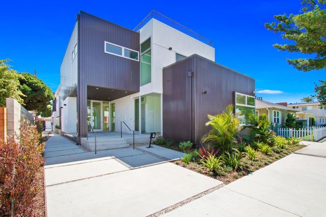 2318 Ocean Park Blvd #A, Santa Monica, CA 90405