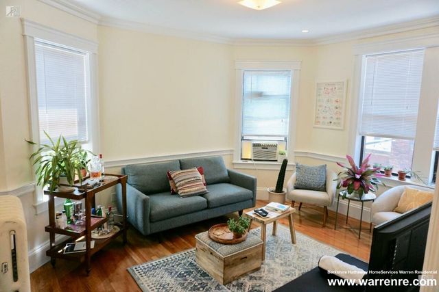 1330 Commonwealth Ave #1, Allston, MA 02134