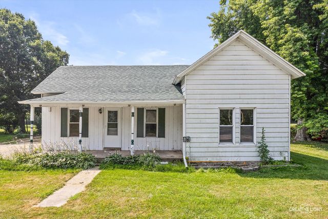 20609 State Line Rd, Harvard, IL 60033