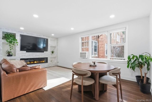 14 Soundview Avenue #31, White Plains, NY 10606