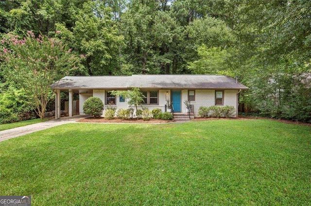 2382 Hunting Valley Dr, Decatur, GA 30033