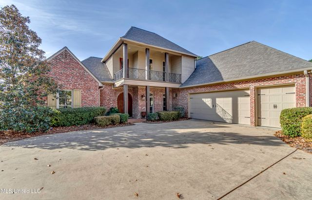 107 Northlake Ln, Madison, MS 39110