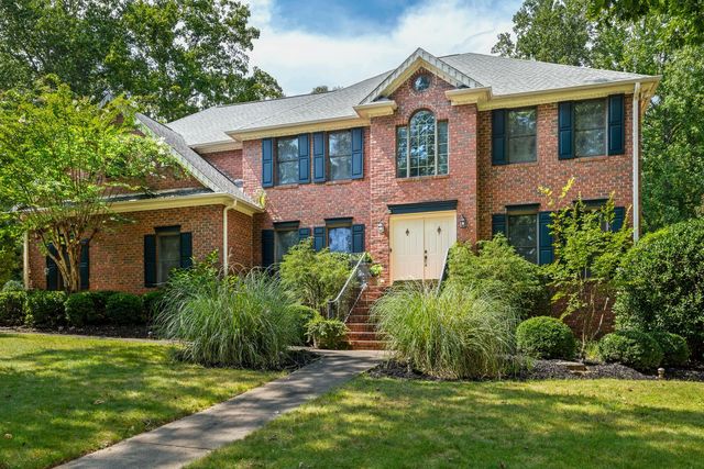 220 Hillsboro Trce, Spartanburg, SC 29301