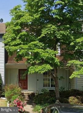 7688 Sheffield Village Ln, Lorton, VA 22079
