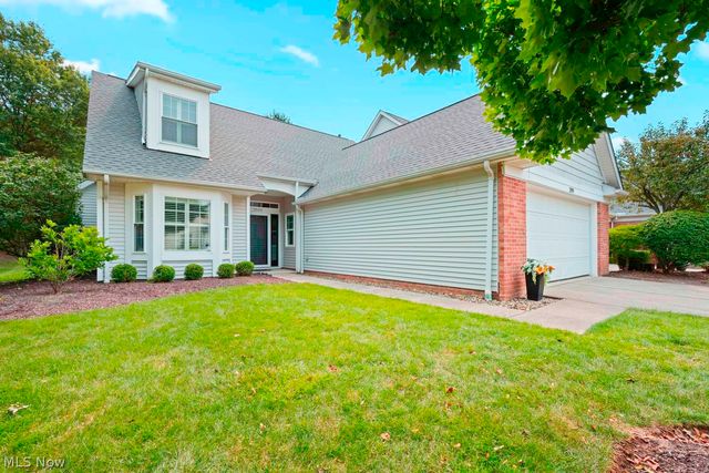 2555 Piedmont Ct, Westlake, OH 44145