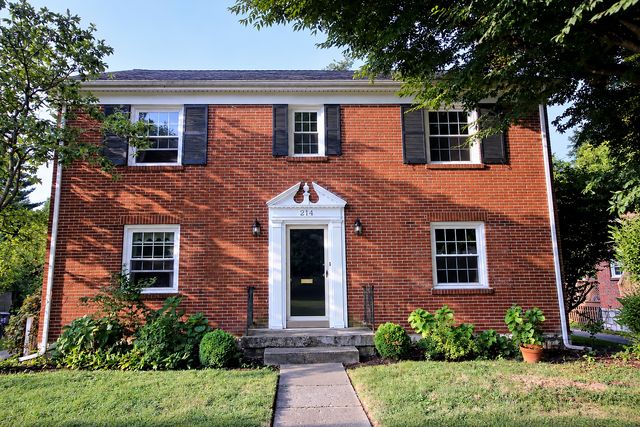 214 Albany Rd, Lexington, KY 40503