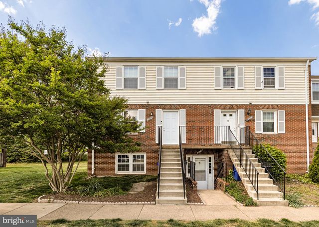 1024 Brixton Ct, Sterling, VA 20164