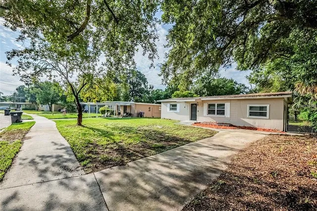 5214 Montague Pl, Orlando, FL 32808