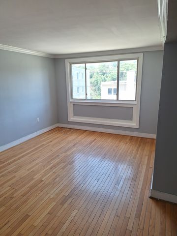 2844 Hartford St SE #203, Washington, DC 20020