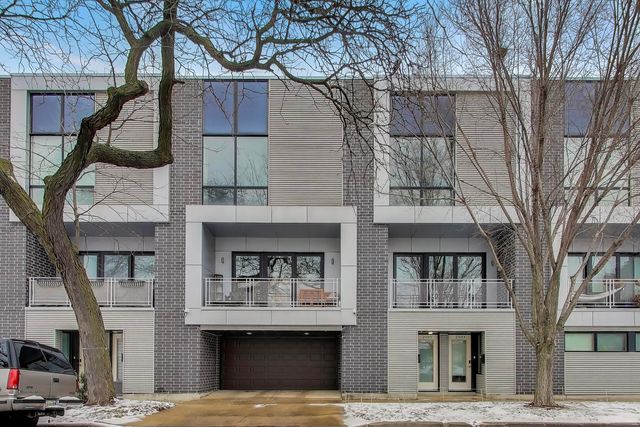 2005 N  Albany Ave #2005, Chicago, IL 60647