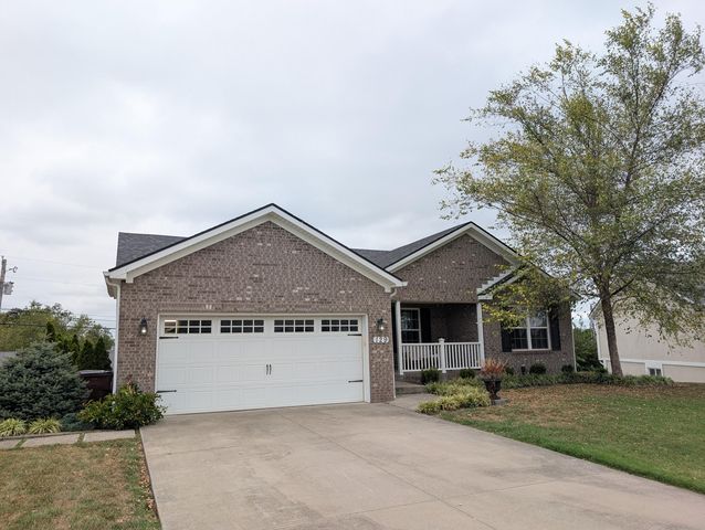 129 McPeek Pl, Nicholasville, KY 40356