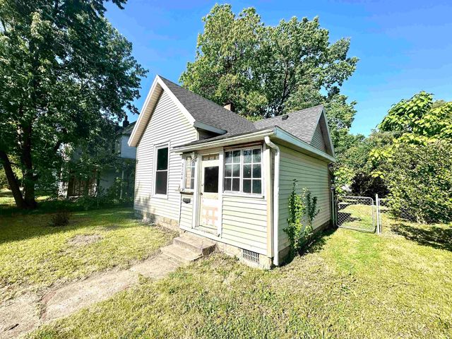 2104 S  Gallatin St, Marion, IN 46953