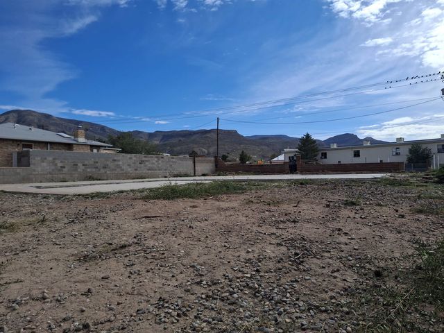 3002 Del Sur, Alamogordo, NM 88310