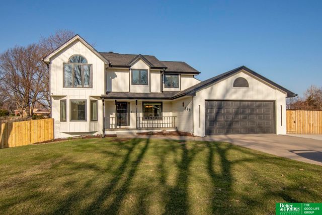 6222 S  43rd St, Omaha, NE 68107