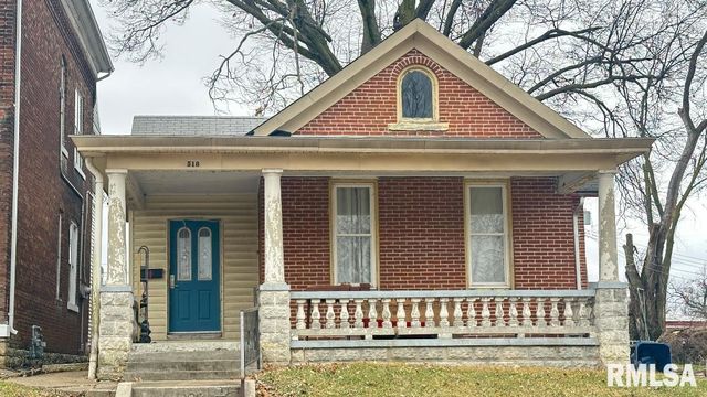 518 Adams St, Quincy, IL 62301