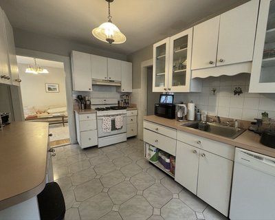94 Heath St #1Z, Somerville, MA 02145