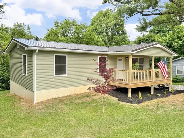 192 Foster Ln., Moundsville, WV 26041