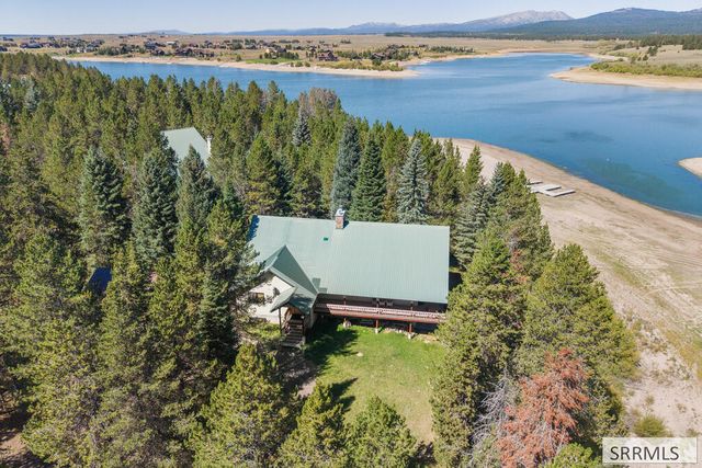 3828 Bills Loop Rd N, Island Park, ID 83429