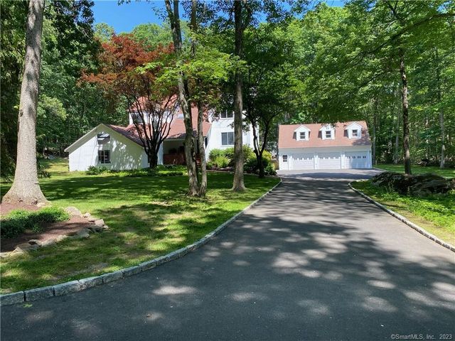 149 Journeys End Rd, New Canaan, CT 06840