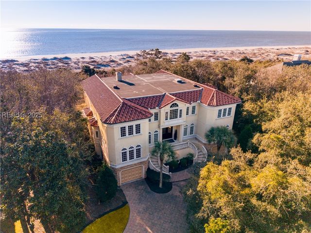 28 Planters Row, Hilton Head Island, SC 29928