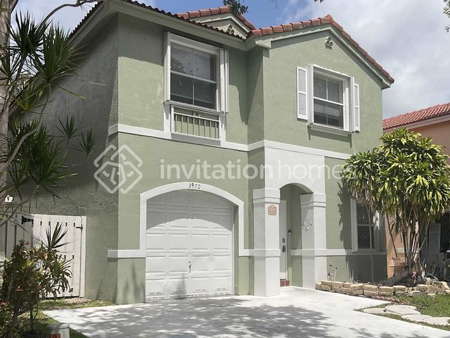 3970 Fern Forest Rd, Hollywood, FL 33026